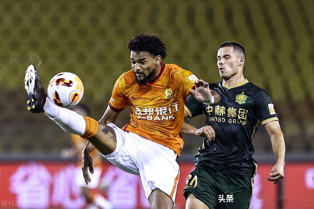 开云官网入口 -江汉雄鲨队击败渝州山猫队，板球半决赛上演裁判判罚引热议！冲刺阶段不容有失的简单介绍