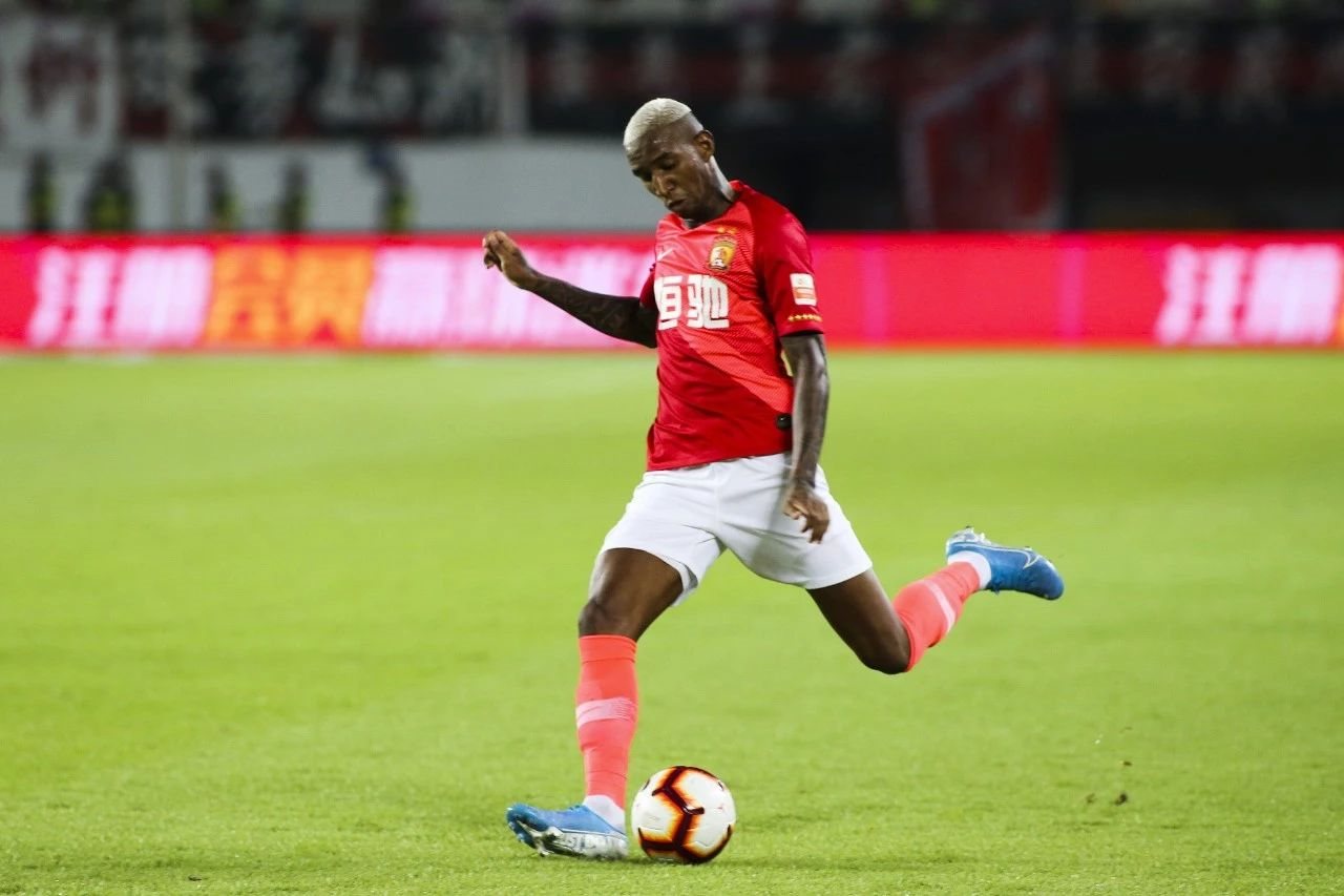 开云体育 -关于国际比赛日新疆广汇调整名单以备亚冠，防线松动环节打磨，质疑声仍在，数据趋势出现新变化的信息